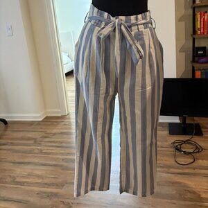 Lulu's Small Paperbag Waist Pants (NEW)